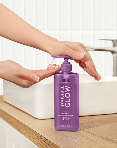 Invisible Glow Darkest Hydrating Tan Gelly